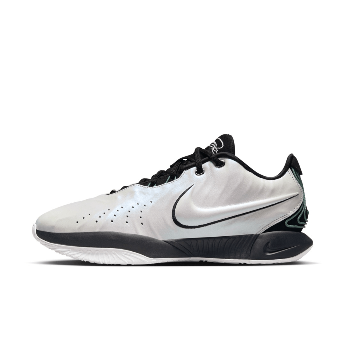 Nike LeBron 21 Conchiolin