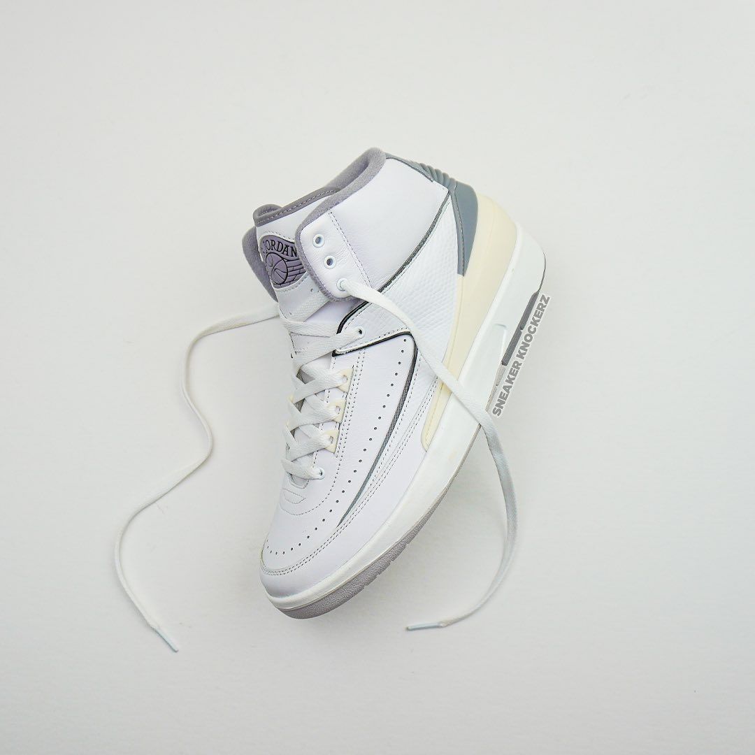 Air Jordan 2 Retro Neutral Grey