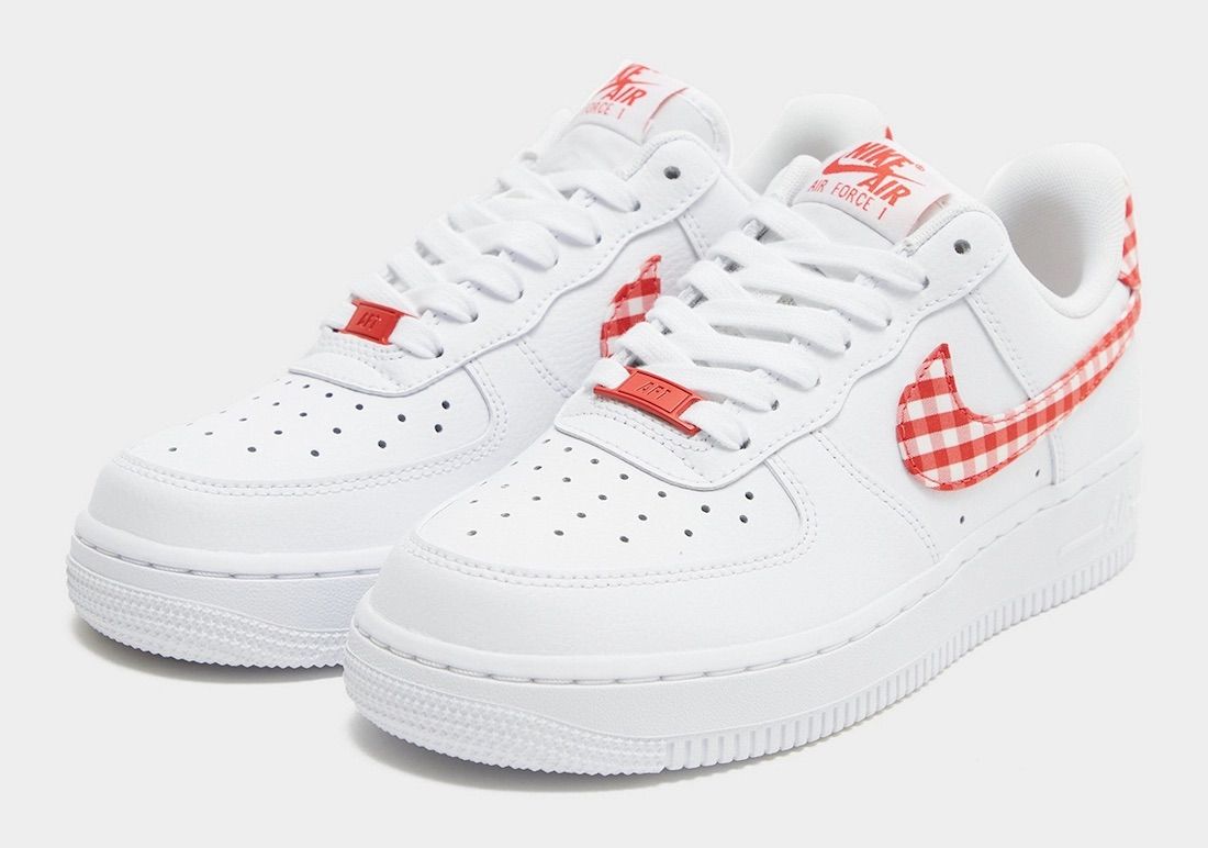 Nike Air Force 1 Red Gingham